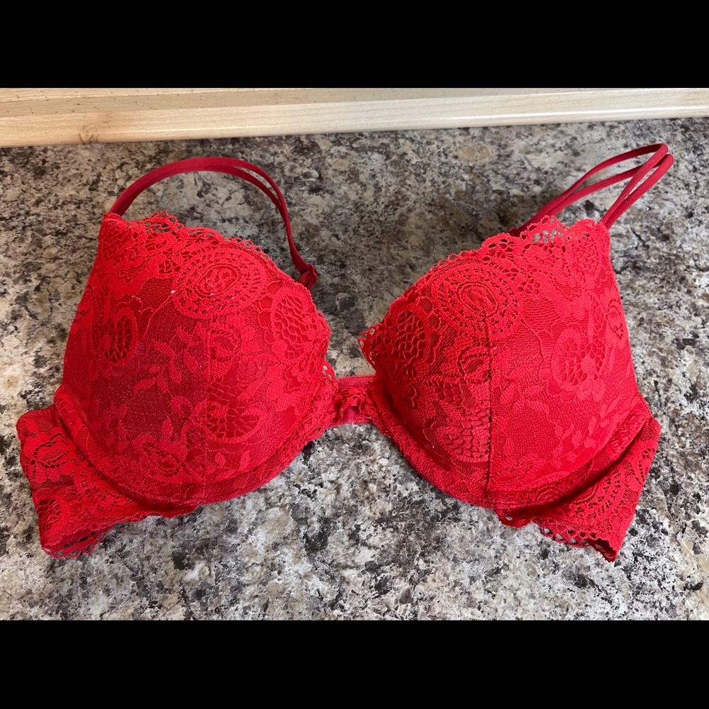 Victoria’ Secret Lace Push-up bra
